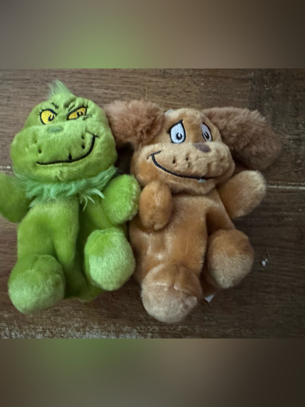 Dr Seuss The Grinch & Max palm pals NEW